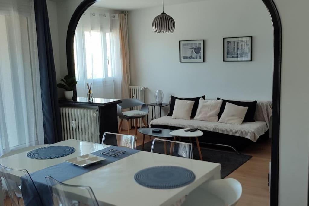 Quartier Des Emailleurs-T4 Avec Balcon Et Garage Appartement Limoges Buitenkant foto